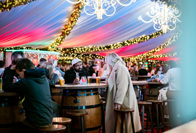 Afbeelding over Grand Café